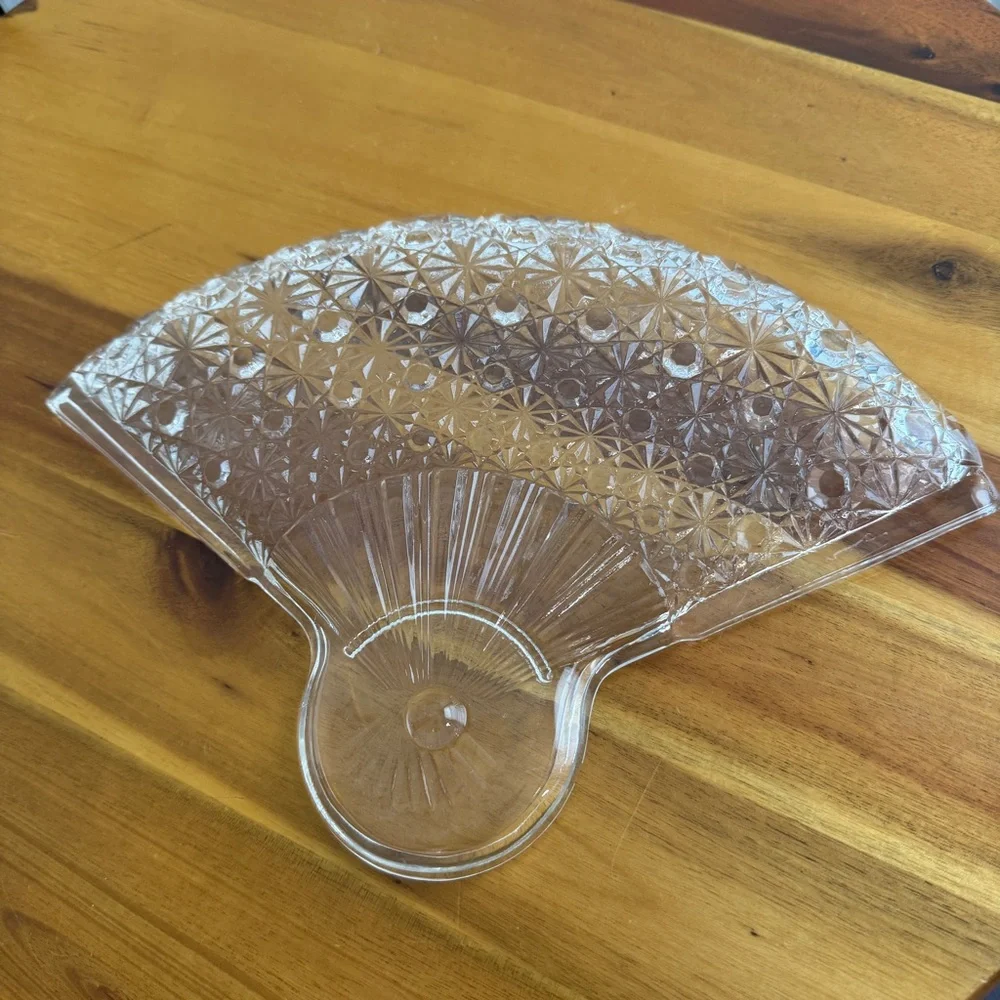 Anchor Hocking Daisy & button textured‎ clear glass fan